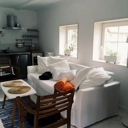 Cardinalis House Apartman *